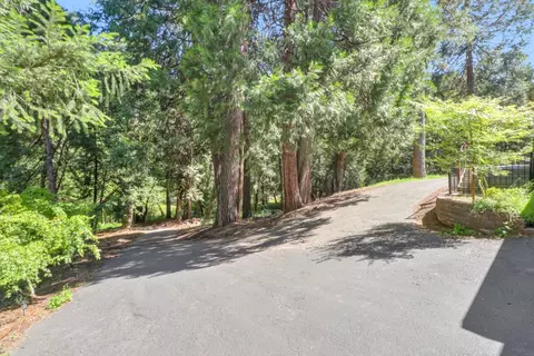Exterior - 4909 Clear Creek Rd, Placerville, CA 95667 photo 24 of 26