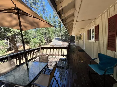 5635 Azalea Cir, Pollock Pines, CA 95726
