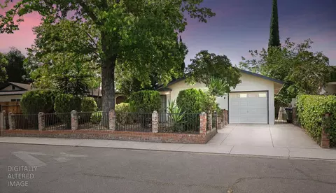 2044 Del Rio Dr, Stockton, CA 95204