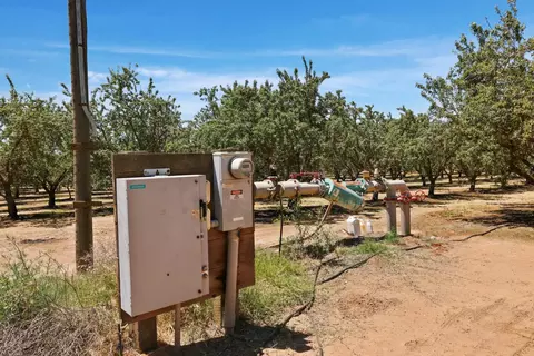 12400 E Keyes Rd, Denair, CA 95316 photo 10