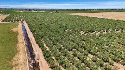 12400 E Keyes Rd, Denair, CA 95316 photo 6