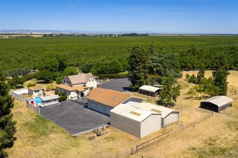 12411 Cometa, Oakdale, CA 95361