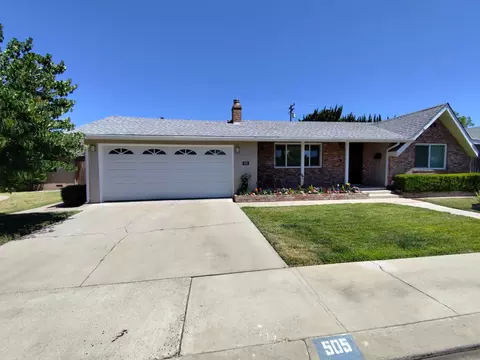 Exterior - 505 Broderick Ave, Modesto, CA 95350 photo 4 of 15