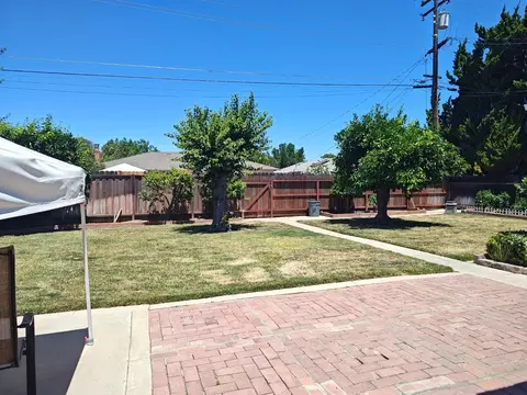 Exterior - 505 Broderick Ave, Modesto, CA 95350 photo 8 of 15