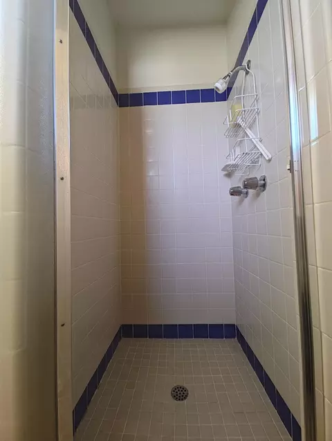 Bath - 505 Broderick Ave, Modesto, CA 95350 photo 12 of 12