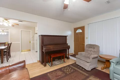 Living - 2761 Ball Ct, Turlock, CA 95382 photo 2 of 2