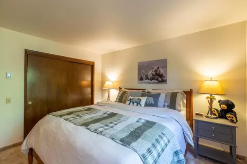 Bedroom - 2375 Fairway Dr, Arnold, CA 95223 photo 3 of 9