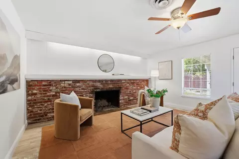 Living - 6801 Westmore Way, Carmichael, CA 95608 photo 6 of 7