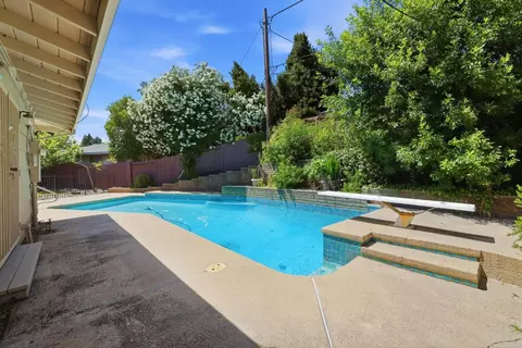 Exterior - 6801 Westmore Way, Carmichael, CA 95608 photo 13 of 16