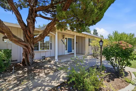 Exterior - 6801 Westmore Way, Carmichael, CA 95608 photo 4 of 16