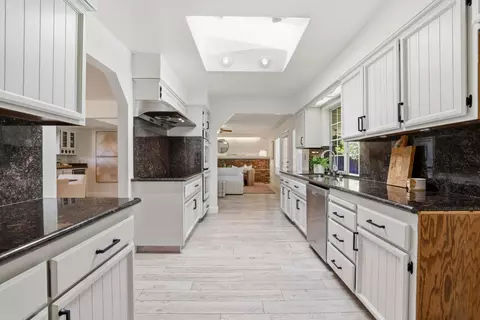 Entry Way - 6801 Westmore Way, Carmichael, CA 95608 photo 4 of 4