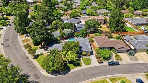 View/Area - 6801 Westmore Way, Carmichael, CA 95608 photo 1 of 5