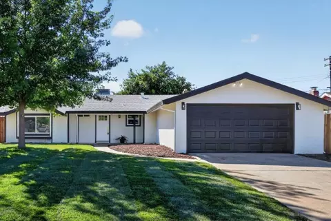 9985 Redstone Dr, Sacramento, CA 95827