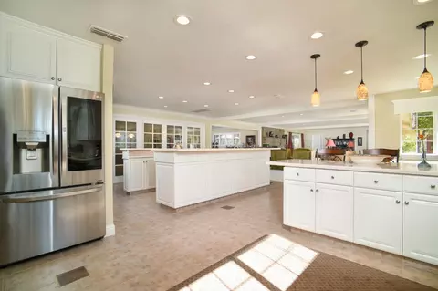 Kitchen - 8720 Tavernor Rd, Wilton, CA 95693 photo 4 of 5