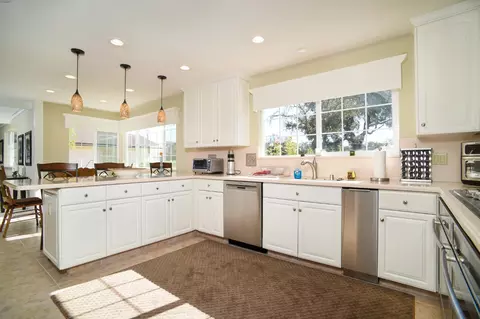 Kitchen - 8720 Tavernor Rd, Wilton, CA 95693 photo 2 of 5
