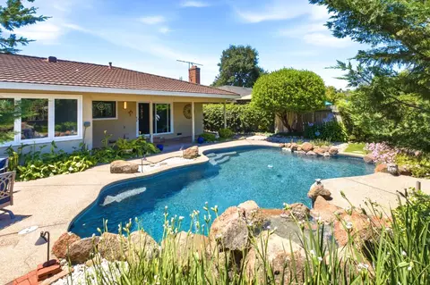 Exterior - 6401 Teal Way, Carmichael, CA 95608 photo 6 of 11