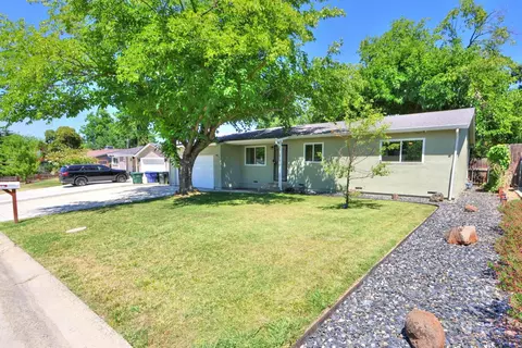 Exterior - 7016 Bobby St, Orangevale, CA 95662 photo 4 of 16