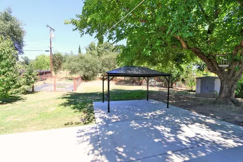 Exterior - 7016 Bobby St, Orangevale, CA 95662 photo 5 of 16