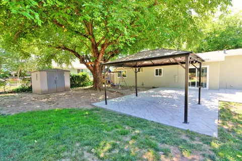 Exterior - 7016 Bobby St, Orangevale, CA 95662 photo 8 of 16