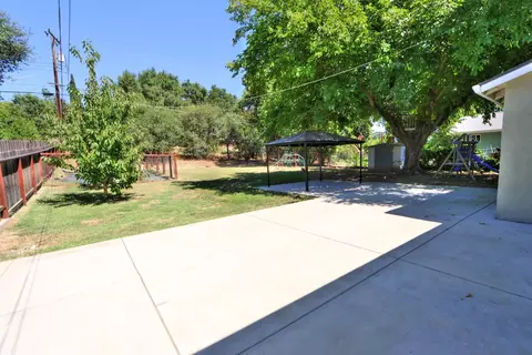 Exterior - 7016 Bobby St, Orangevale, CA 95662 photo 6 of 16