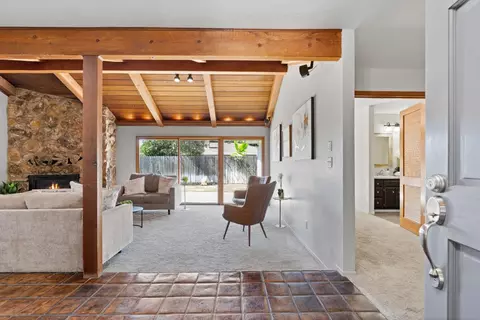 Entry Way - 1449 Keagle Way, Lodi, CA 95242 photo 2 of 8