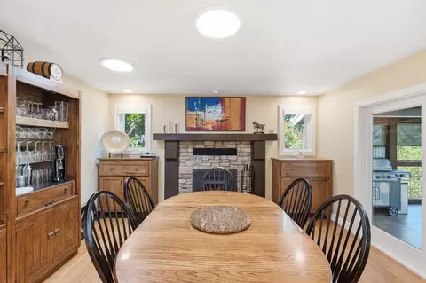 Dining - 571 Tanner Ct, Murphys, CA 95247 photo 2 of 2