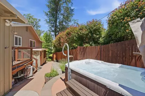 Exterior - 571 Tanner Ct, Murphys, CA 95247 photo 8 of 25