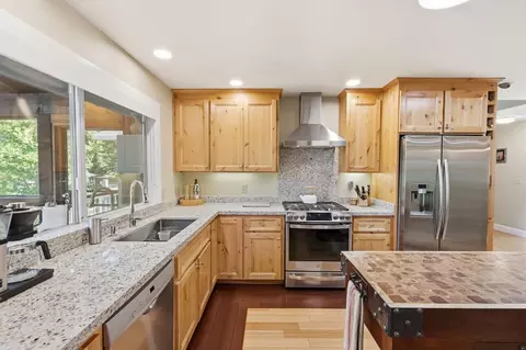 Kitchen - 571 Tanner Ct, Murphys, CA 95247 photo 1 of 3