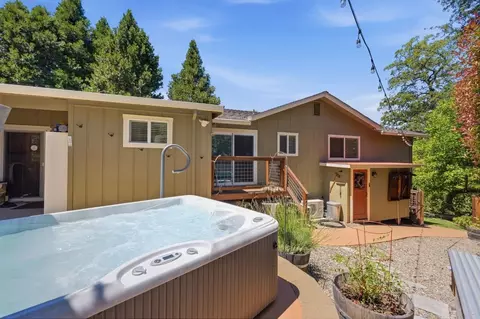Exterior - 571 Tanner Ct, Murphys, CA 95247 photo 7 of 25