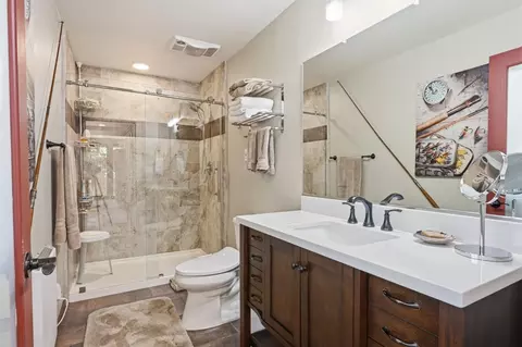 Bath - 571 Tanner Ct, Murphys, CA 95247 photo 5 of 5