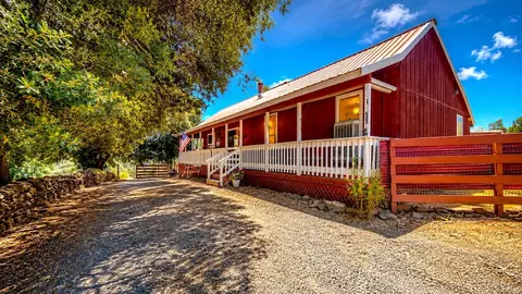 5056 Broadway Rd, Coulterville, CA 95311