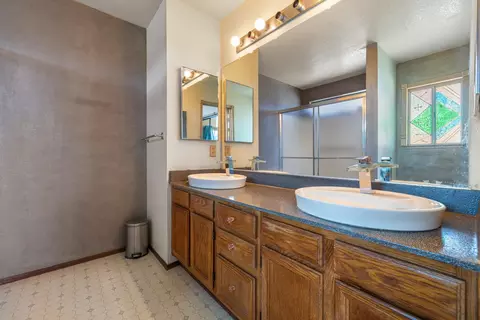 304 Cassidy Ct, Modesto, CA 95356 photo 35