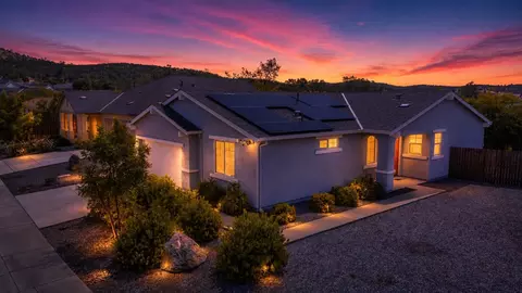 123 Raccoon Hollow Loop, Copperopolis, CA 95228