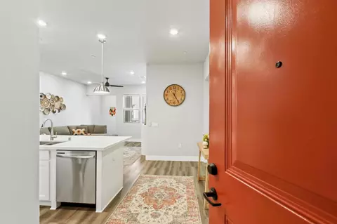 1661 Spring St #331, Davis, CA 95616