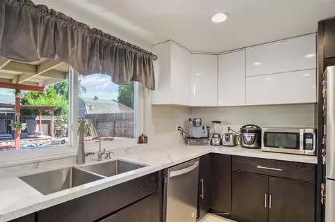 Kitchen - 685 Bennington Ave, Turlock, CA 95382 photo 2 of 5