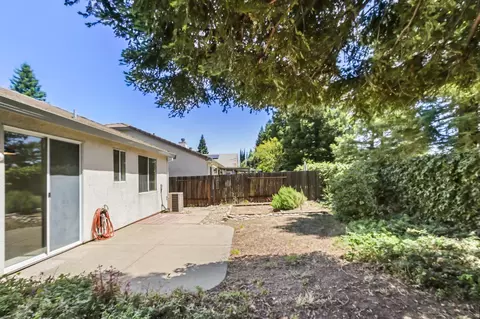 11348 Sabalo Ct, Gold River, CA 95670