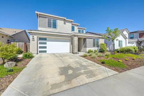 8370 Pinot Grigio St, Roseville, CA 95747