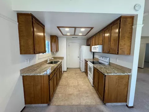 Kitchen - 3625 N Veneman Ave, Modesto, CA 95356 photo 1 of 3