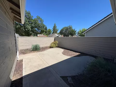 Exterior - 3625 N Veneman Ave, Modesto, CA 95356 photo 3 of 6