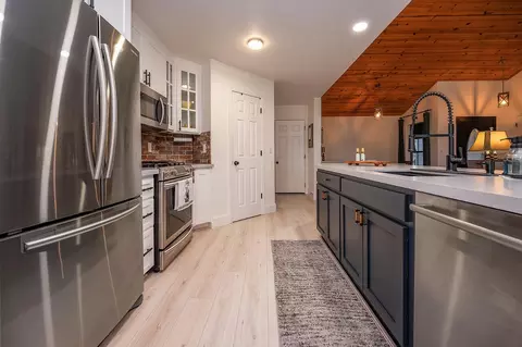 Kitchen - 214 Forest Meadows Dr, Murphys, CA 95247 photo 5 of 5