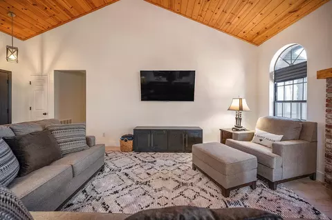 Living - 214 Forest Meadows Dr, Murphys, CA 95247 photo 2 of 3