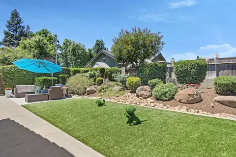 Exterior - 116 Evergreen Dr, Lodi, CA 95242 photo 7 of 11