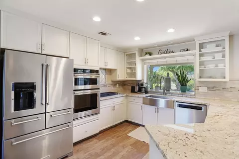 Kitchen - 116 Evergreen Dr, Lodi, CA 95242 photo 5 of 7
