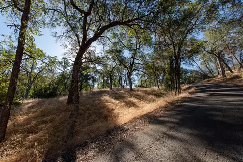 1031 Trails End Dr, Placerville, CA 95667 photo 5