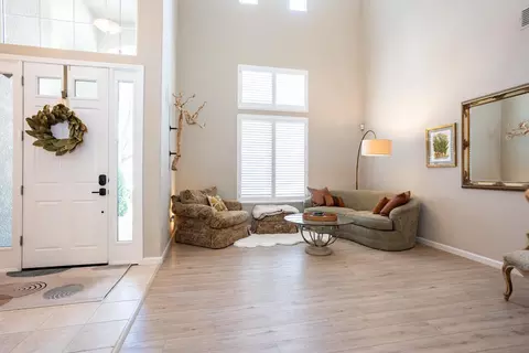 Entry Way - 2713 Veneto Dr, Modesto, CA 95356 photo 1 of 2