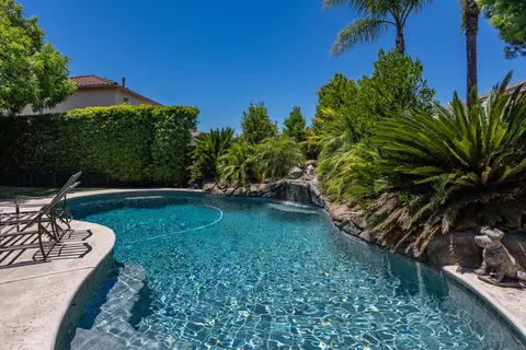 Exterior - 2713 Veneto Dr, Modesto, CA 95356 photo 10 of 10