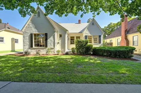 1973 4th Ave, Sacramento, CA 95818