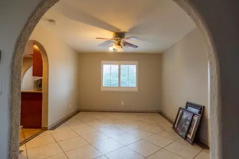Living - 1581 W Cardella Rd, Merced, CA 95348 photo 5 of 6