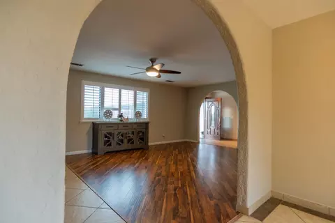Living - 1581 W Cardella Rd, Merced, CA 95348 photo 4 of 6