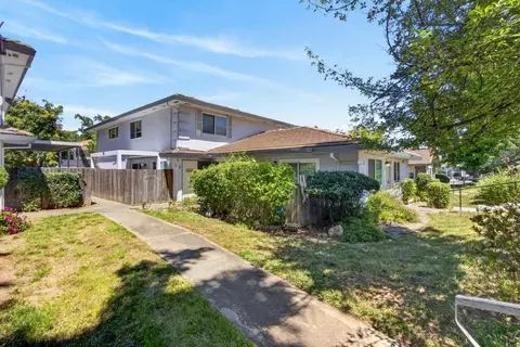 4714 Greenholme Dr #2, Sacramento, CA 95842